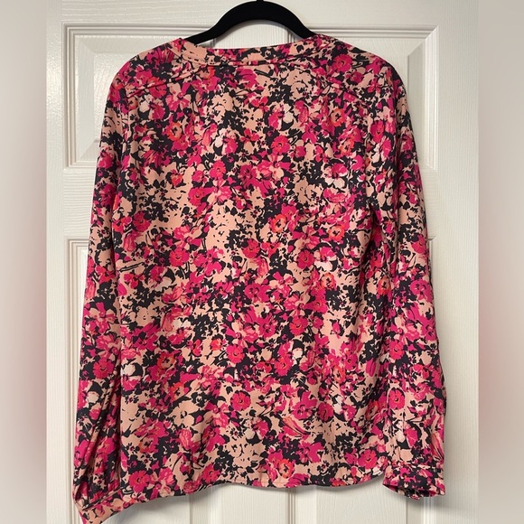 NWOT LOFT Long Sleeved  Pink and Black Floral Blouse top Size XS romantic floral - Picture 3 of 6